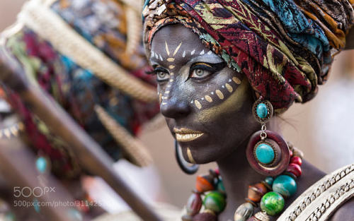 African illusion by Vicente_Concha
