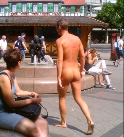 getnakedeverybody:  Find more public exhibitionists