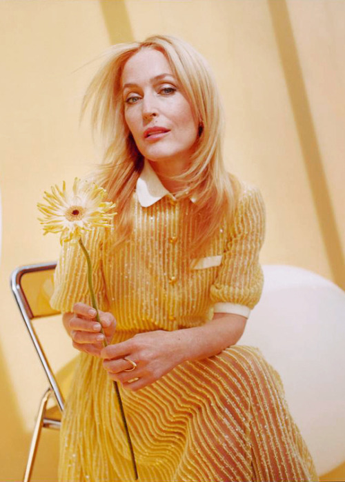 dailytxf:GILLIAN ANDERSON for Vanity Fair (2021)