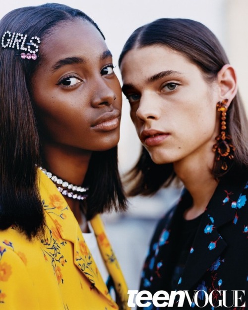 femmequeens:Tami Williams photographed by Oliver Hadlee Pearch for Teen Vogue Volume 1: The Love Issue