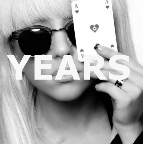   In January 2008, Gaga had a goodbye party with her lowerside friends of New York, the night before someone from the label was to picked her up from the bar, to the airplane. She then met RedOne, who played her a beat, and she started singing “I’ve