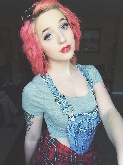sweetcuties:  Follow me for more Cuties :)