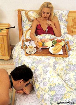 frenchdungeon:  Yes you can have breakfast in bed and use the staff at the frenchdungeon