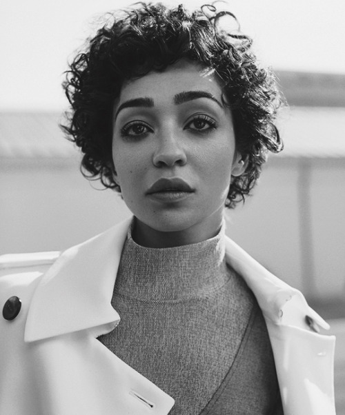 flawlessbeautyqueens:Ruth Negga photographed by Zoey Grossman