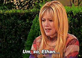 cyrus-goodman:So I’ve been practicing my speech to ask Ethan out. You be Ethan, ok?LIZZIE MCGUIRE | 