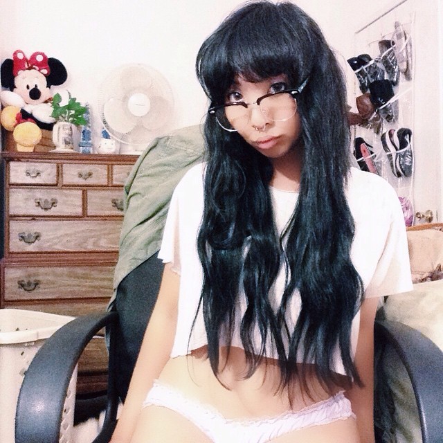 selfieasiangirl:Tiny cute Asian girl selfie with sexy glassesMore Asian Tweets