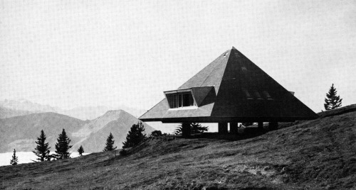 celia-hannes: Revue DAS : Conversation with Justus Dahinden, Holiday House, Rigi, Switzerland, 1953