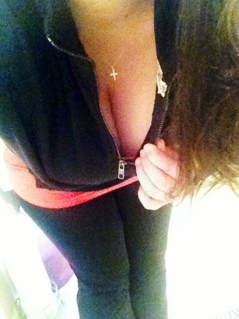 kailynnsnaughtysecret:  Sneak peak at work xx