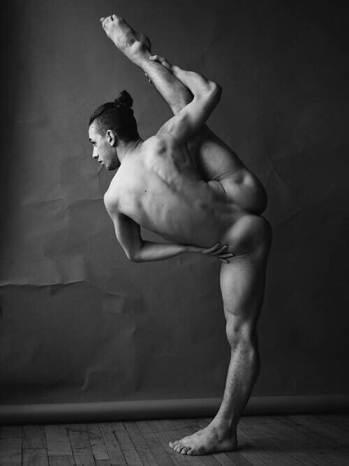 yogaformenonly:  http://yogaformenonly.tumblr.com Namaste🙏