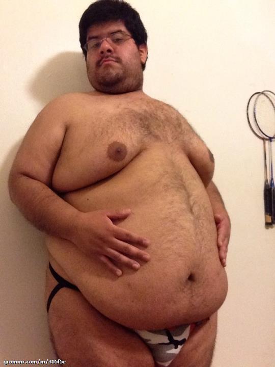 fatguy1985:  fuck I want him so bad  me tooooo