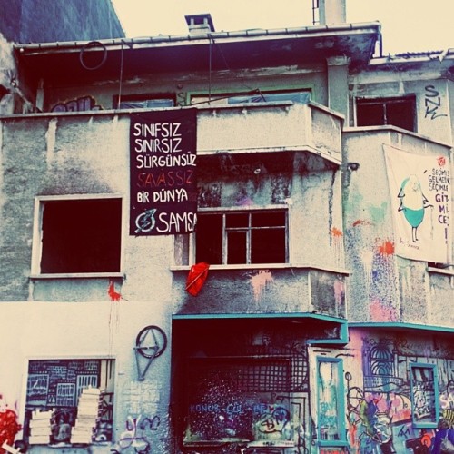 #streetart #istanbul #abondoned