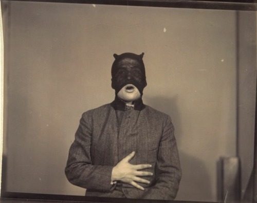 lamorbidamacchina:Man Ray