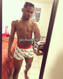 joshuam997:  Pop my 🍒and make me Scream😈🤤