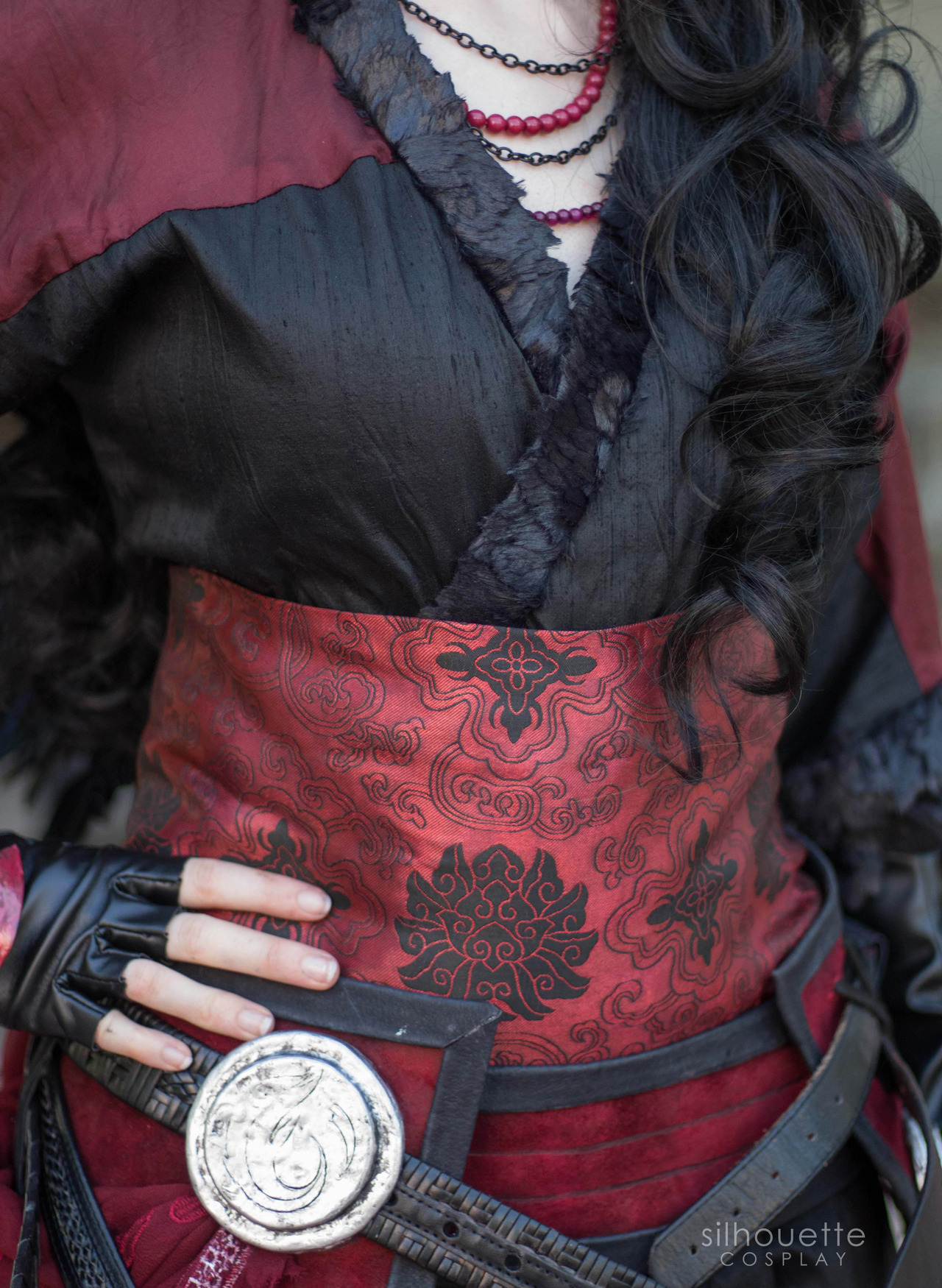 silhouette-cosplay:  RAVEN BRANWEN - costume details Costume made entirely by me! 