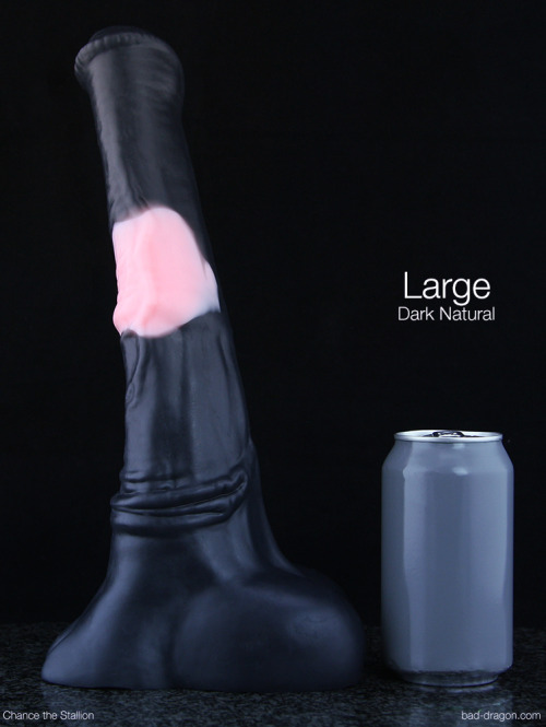 massive-dildos-huge-strapons:  “Chance The Stallion” dildo comes in Small, Medium, Large and Extra Large.  I Really, really need one for my asshole!  https://bad-dragon.com/products/chanceunflared