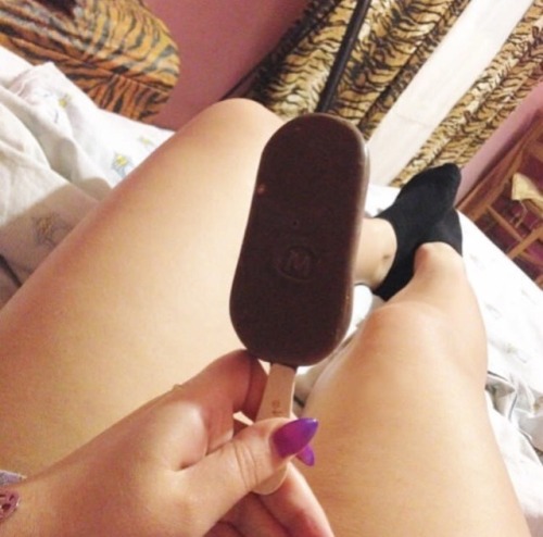 realsocksearcher: DON’T REMOVE CAPTIONS TO SUPPORT THE SUBMITTER !!! Ankle socks ice cream A s