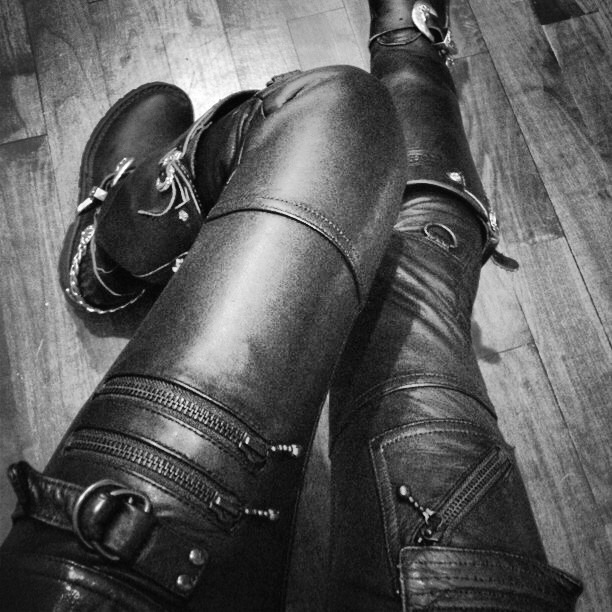 Lovely scissor hand pants