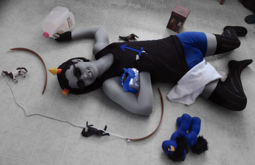 krazorspoon:PhotographerEquiusFrom the cosplay video [S] Meulin’s Tea Party by oto-no-tenshi.