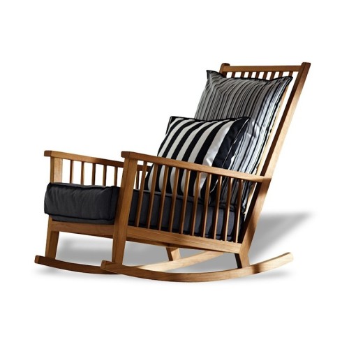 Rocking chair Gervasoni InOut by Paola Navone.