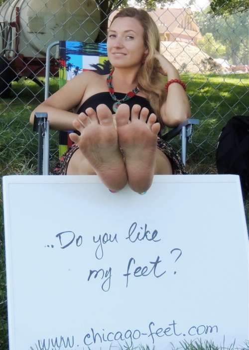 CHICAGO FEET
