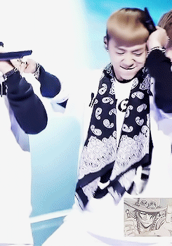 hangu-k:  Looks like someone is enjoying it a bit too much (¬‿¬)  