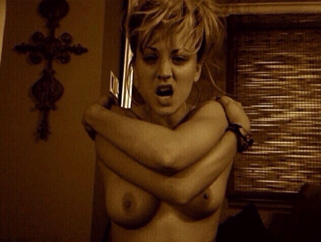 mmmmtits:  Kaley Cuoco