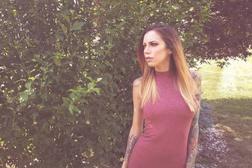 Just gazing on a nice day #gaze #deathstare #eyes #dress #beauty #adore #love #ombre #filter #tattoo