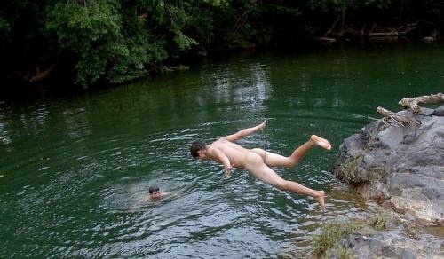 ohnesans:  the only way to swim (13) 