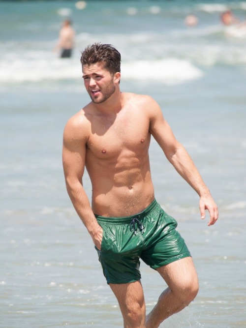 debriefed:  Papped: Spencer Boldman shirtless and wet at the beach