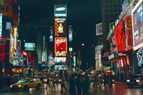 Porn yodaprod:  Times Square (1998)Source: Flickr/Eric photos