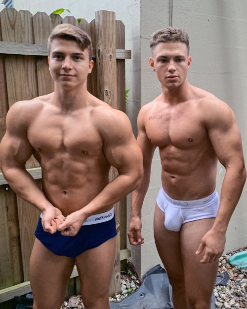 muscleboyheaven:  Just two swole buds chillin’…  Muscleboy Heaven  