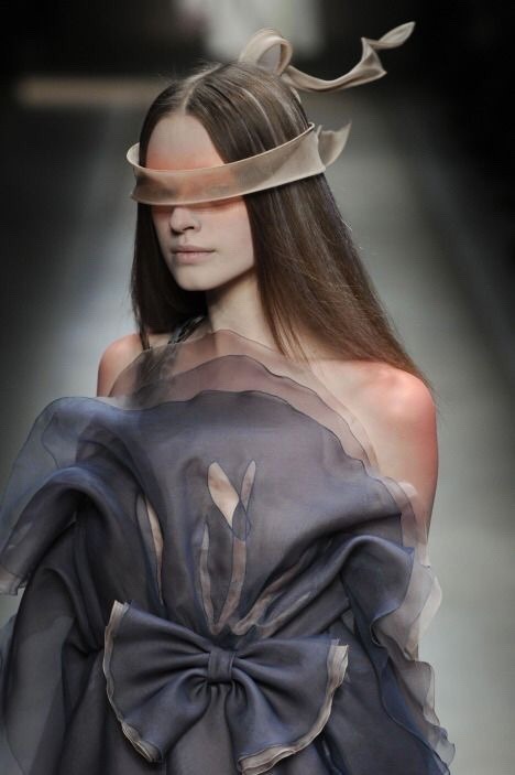 catisfashion:Valentino Haute Couture 