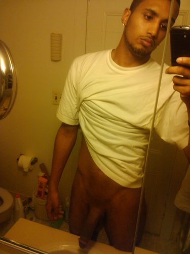 latinoboi30:  bitxhassnandoh:  slim71:  madea81:  so fricken sexy!! who is he!????