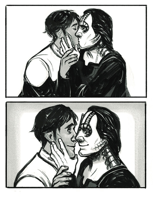 anunfinishedman:let’s celebrate escaping the prison camp with kissing even though we probably 