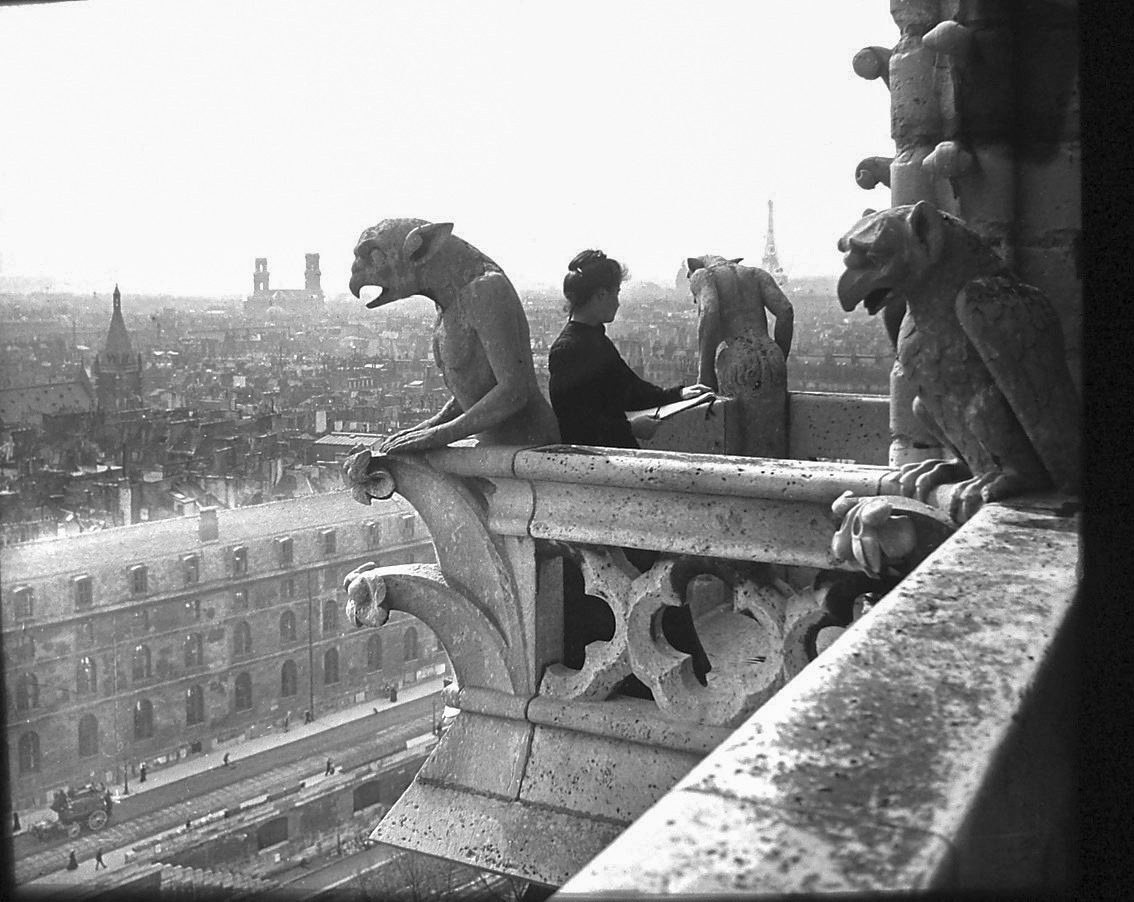 greeneyes55:  Notre Dame Paris 1907 Photo: Felix Thiollier  