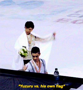 yuzu-hanyus:someone pls help him || vids: x/x/x/x/x/x