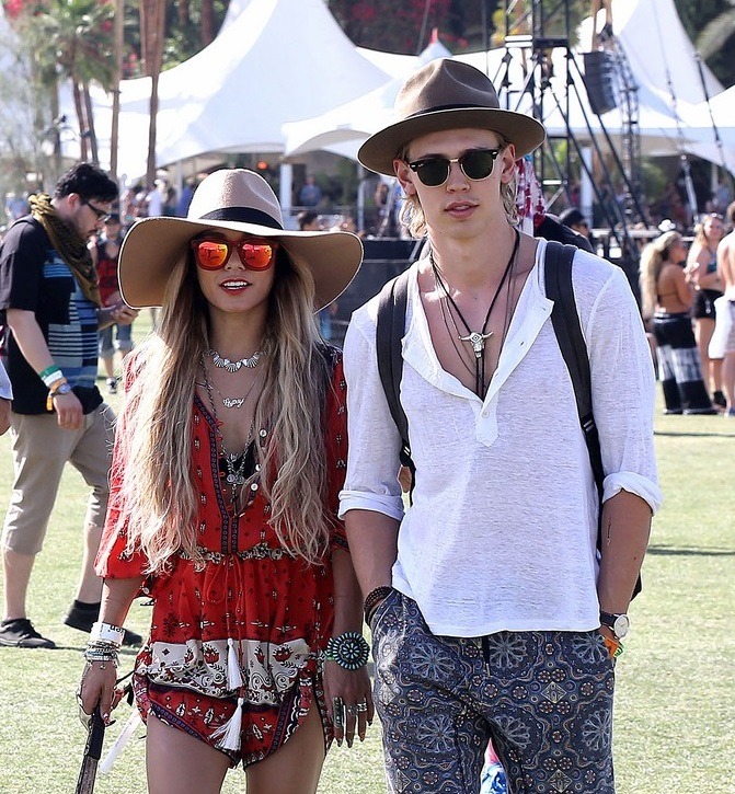 knowyork:  staringat—thestars:  Gorgeous couple😻😻