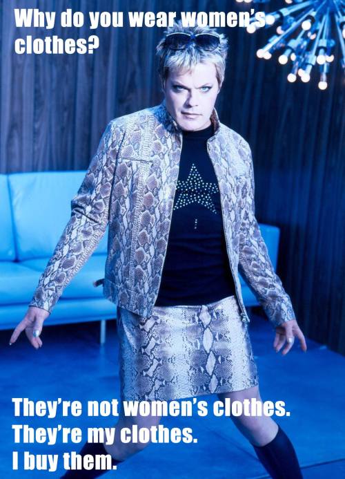 geekygodmother:  Oh, how I love Eddie Izzard.