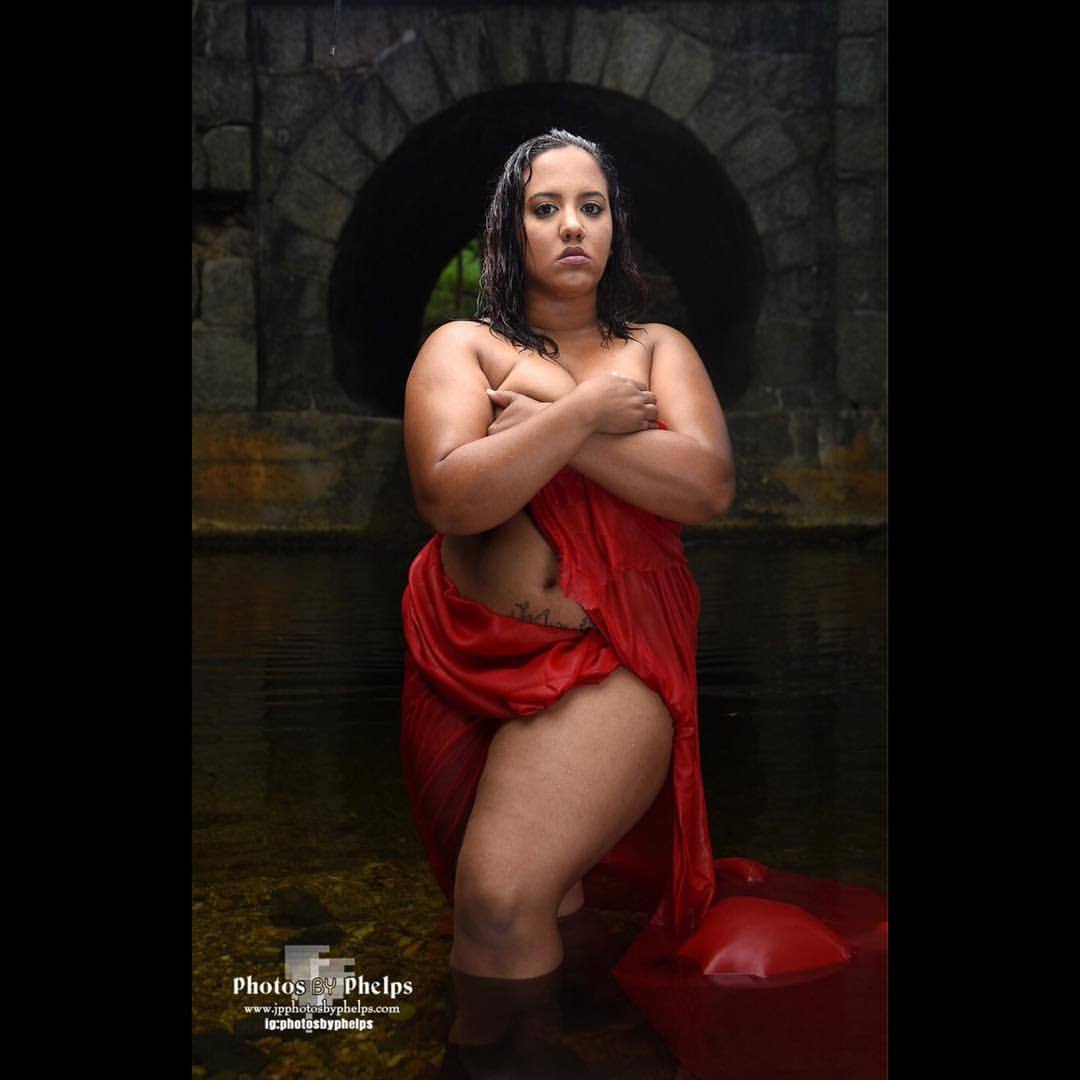 Another shot of Jackie @jackieabitches  in the water  #brunette #baltimore  #photoshoot