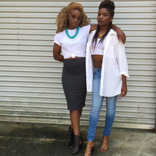 Website: TheRoweSisters.tumblr.comName: Asia Day (Rowe) (right) /Jasmine V. Rowe (left)IG: i