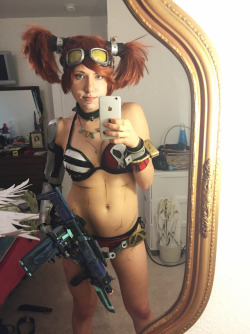 Source : http://sexykosplay.tumblr.com/