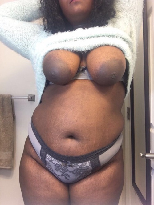 Porn photo silver-tittys:  This sweater is cozy as hell