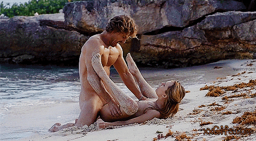 outdoor1nudity:  