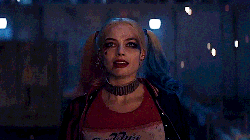 MARGOT ROBBIE As HARLEY QUINN