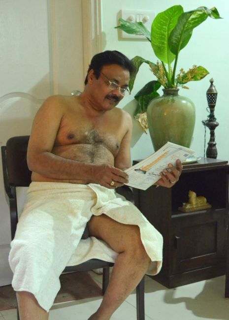 chandan94k-blog: lundraja:  Flasher Daddy  Kolkata daddy 