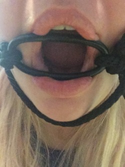 thegloryholegrrl:  Drool, Choke, Gag, Repeat. 