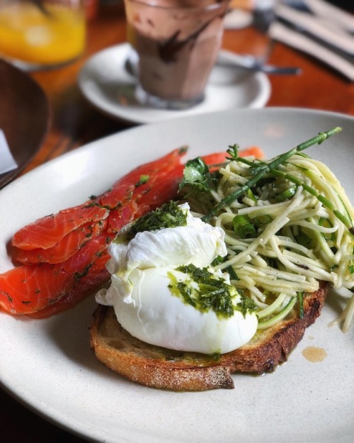 Poached eggs on sourdough and extra side of ocean trout. ___ #shotoniphone #sydneyeats #foodporn #po