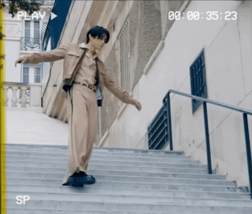 [BOYLOG] SUNWOO CAM | SUNWOO IN PARIS #2converted By @gifs-from-izzy
