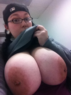 lovforbignipples32:Lovforbignipples32