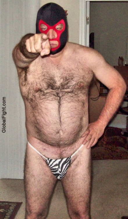 wrestlerswrestlingphotos:  big daddie beefcake bear pointing finger
